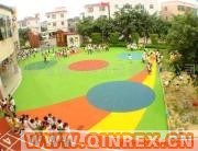 供應(yīng)塑膠跑道廠家價格拼花安全地墊