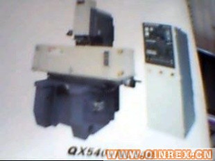 供應輪胎立式帶鋸機，鋁合金切割機